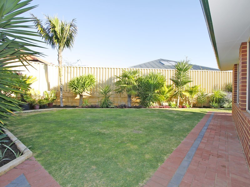 18 Clitheroe Way, Butler WA 6036