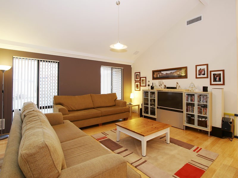 20 Talybont Bend, Butler WA 6036