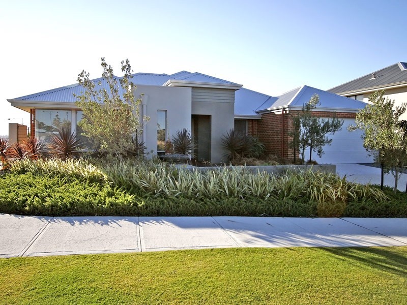 26 Brigantine Drive, Jindalee WA 6036