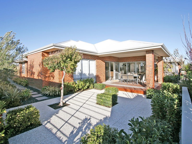 26 Brigantine Drive, Jindalee WA 6036