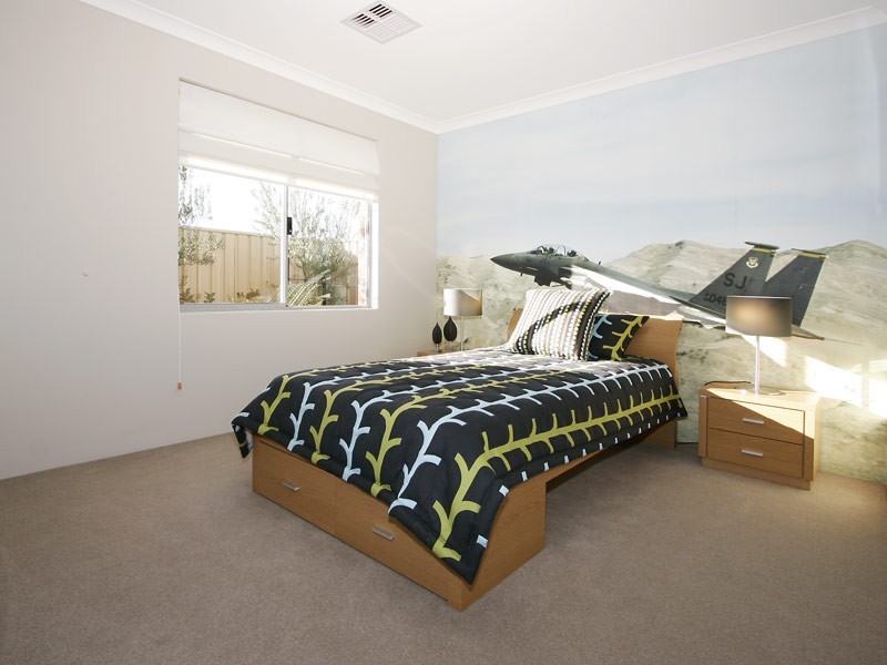 26 Brigantine Drive, Jindalee WA 6036