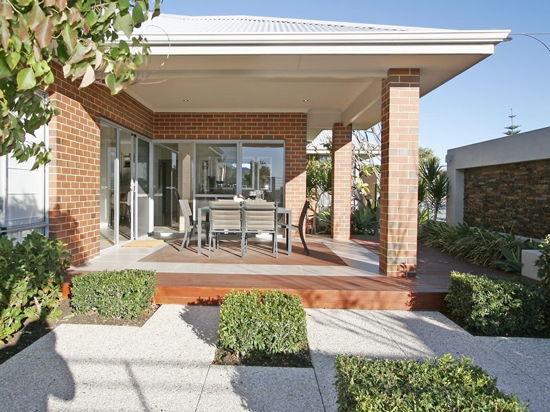 26 Brigantine Drive, Jindalee WA 6036