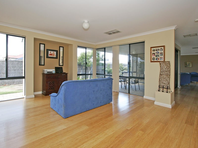 56 Pembury Way, Butler WA 6036