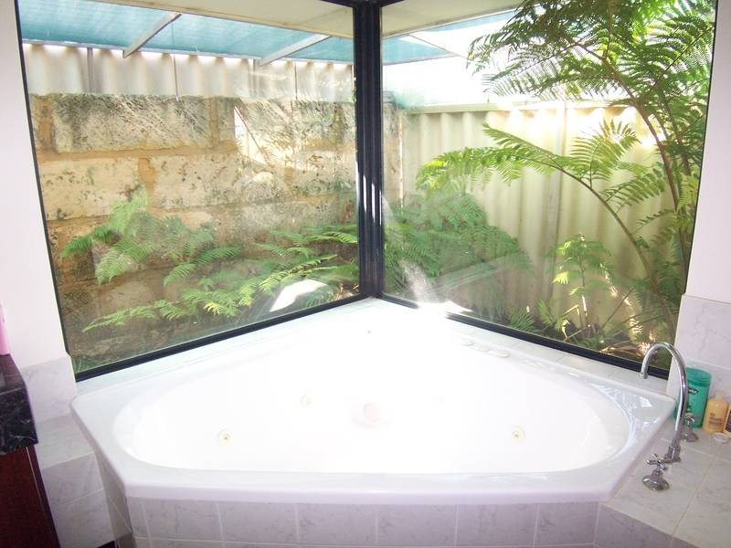 9 Clitheroe Way, Butler WA 6036
