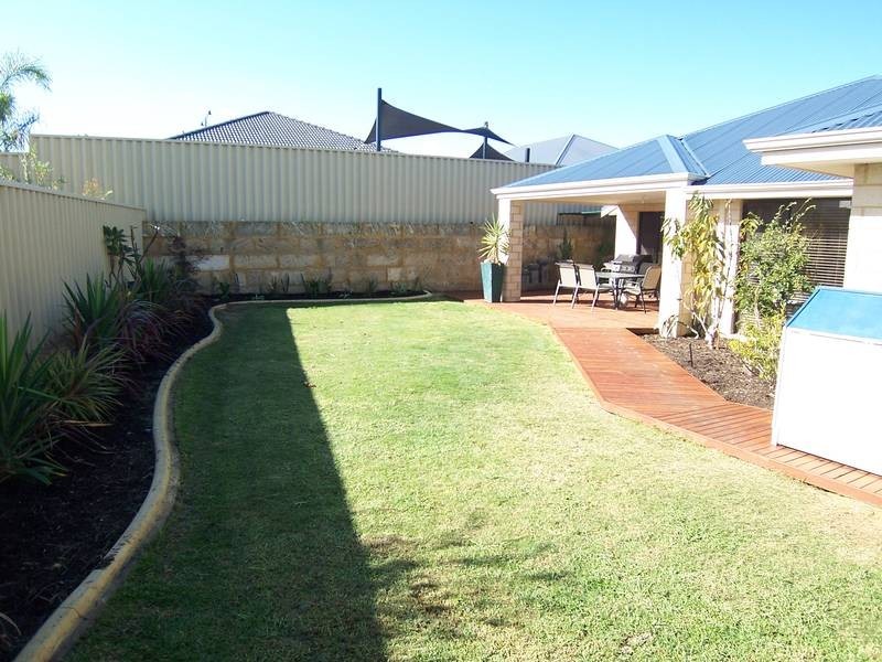 9 Clitheroe Way, Butler WA 6036