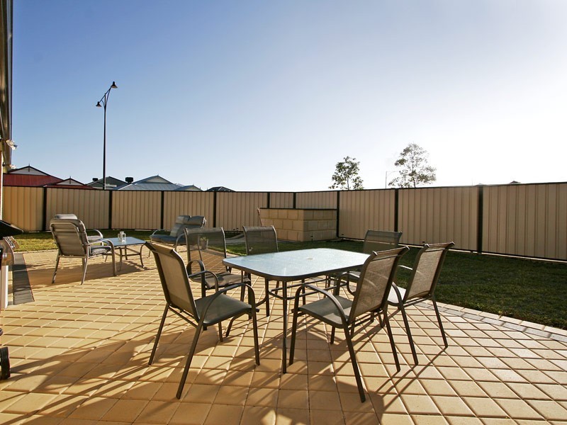 90 Benenden Avenue, Butler WA 6036