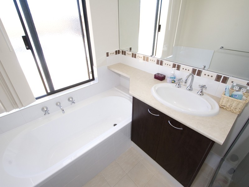 25 Swavesey Av, Butler WA 6036