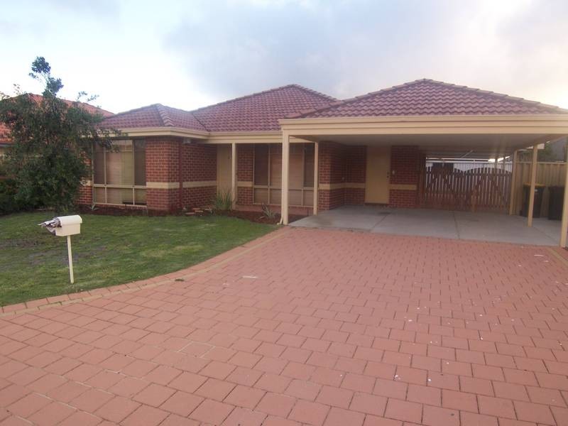 8 Tidworth Elbow, Butler WA 6036