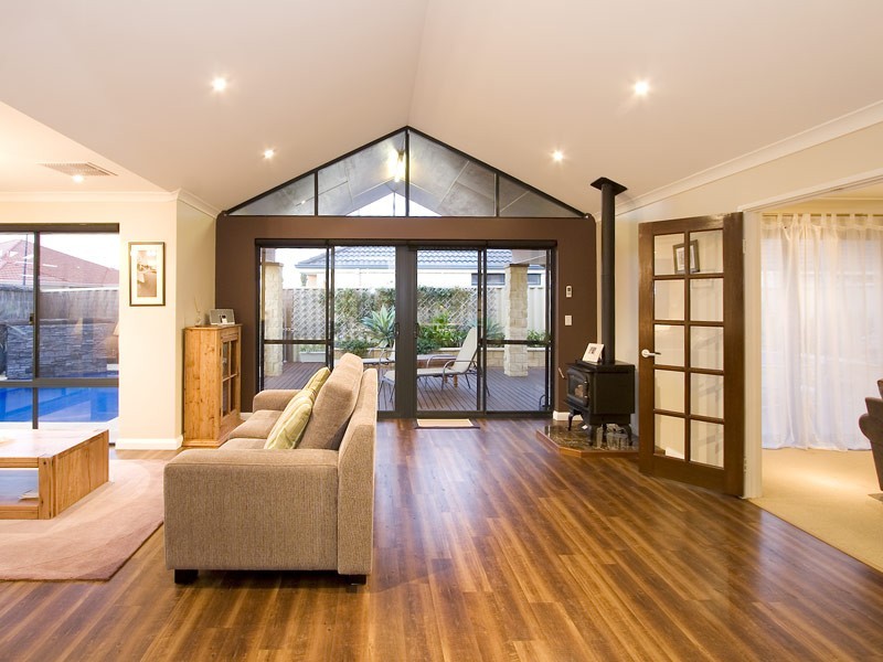 1 Writtle Street, Butler WA 6036