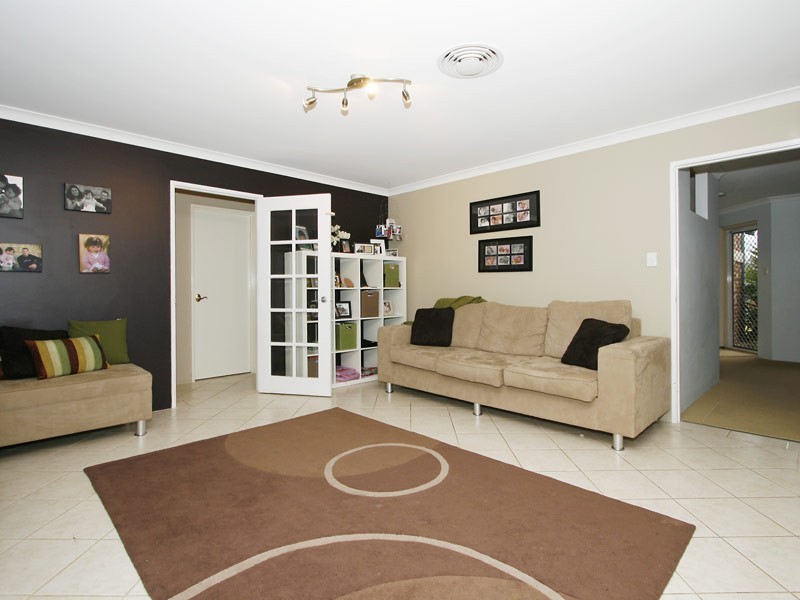 17 Daydream Way, Ridgewood WA 6030