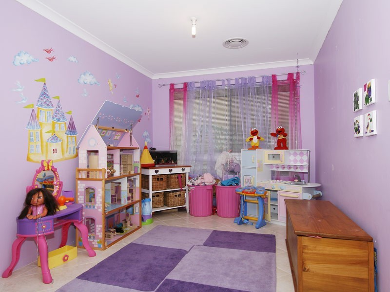 17 Daydream Way, Ridgewood WA 6030