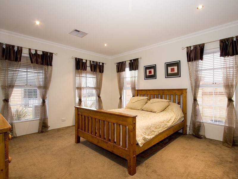 23 Acapulco Way, Quinns Rocks WA 6030