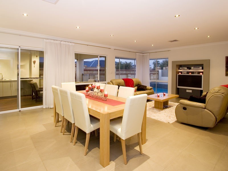 23 Acapulco Way, Quinns Rocks WA 6030
