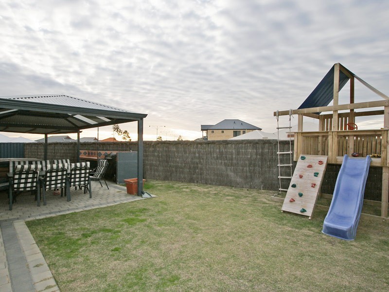 68 Camborne Parkway, Butler WA 6036