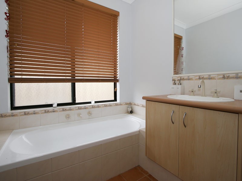 68 Camborne Parkway, Butler WA 6036