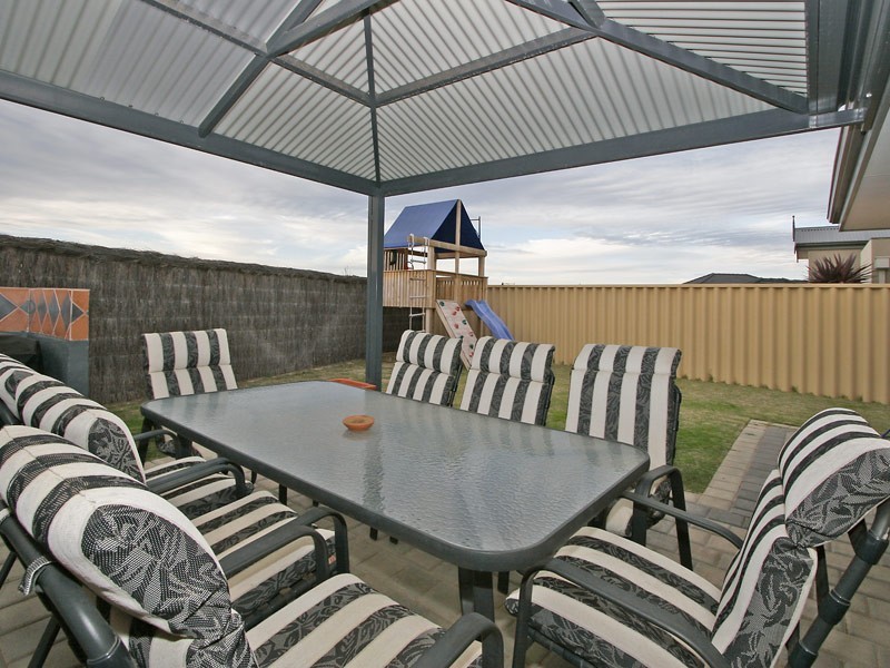 68 Camborne Parkway, Butler WA 6036