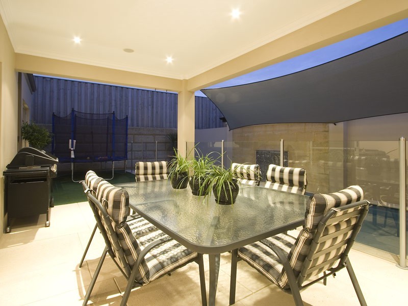 11 Acapulco Way, Quinns Rocks WA 6030