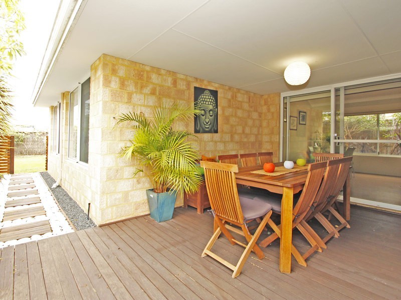 52 Pembury Way, Butler WA 6036