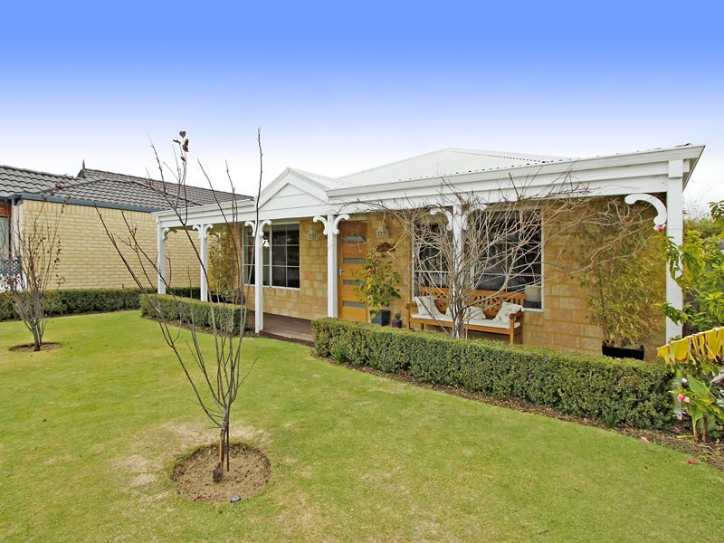 52 Pembury Way, Butler WA 6036