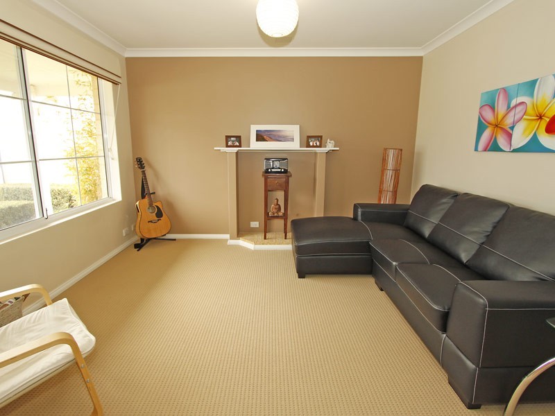 52 Pembury Way, Butler WA 6036