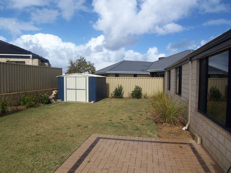 14 Impington Road, Butler WA 6036