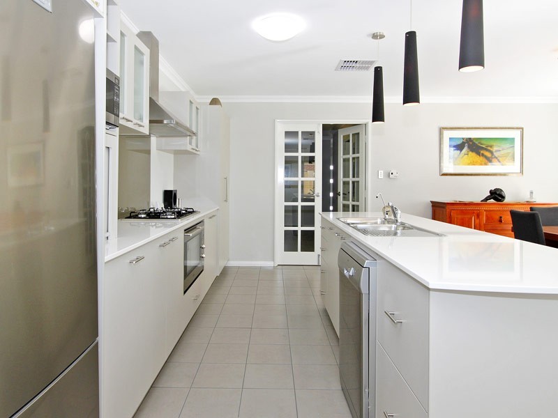 34 Seaspray Crescent, Jindalee WA 6036