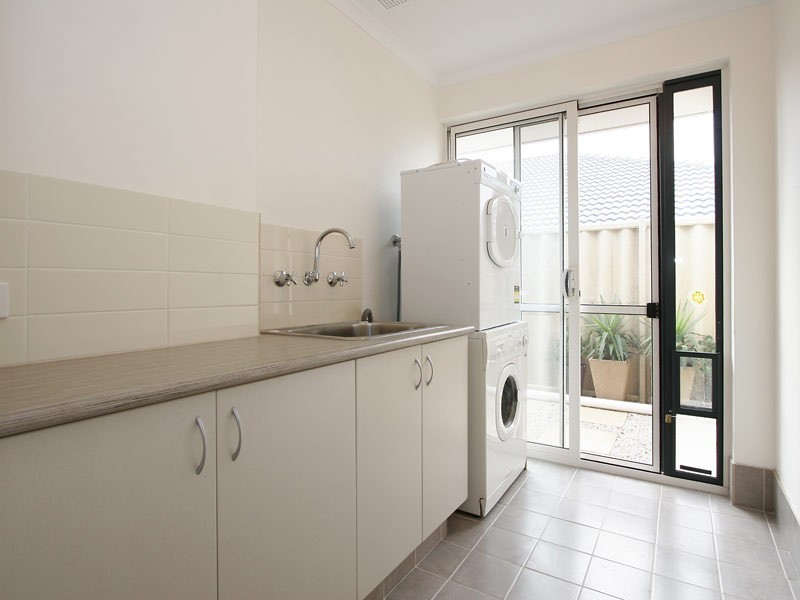 5 Huntly Avenue, Butler WA 6036