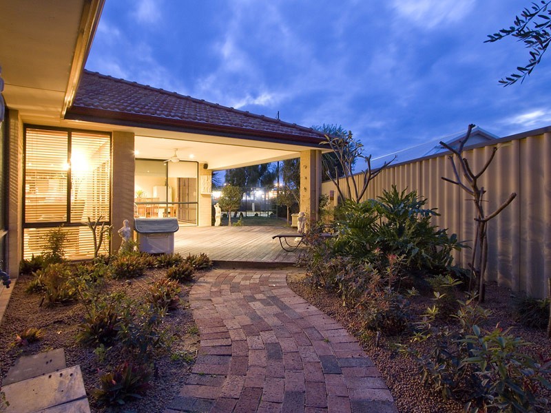 3 Marchwood Boulevard, Butler WA 6036