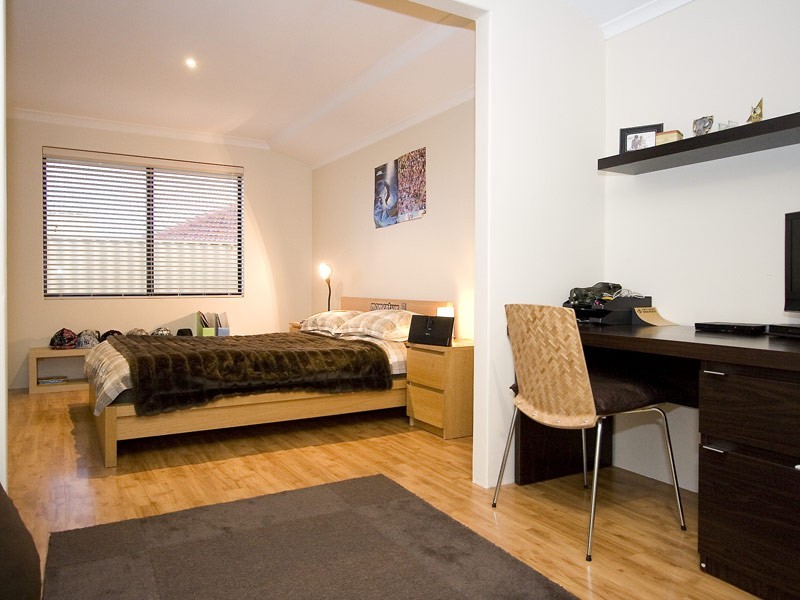 30 Pendleton Crescent, Butler WA 6036