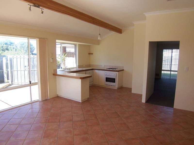 22 Duncombe Grove, Quinns Rocks WA 6030