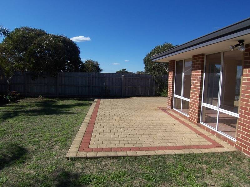 22 Duncombe Grove, Quinns Rocks WA 6030