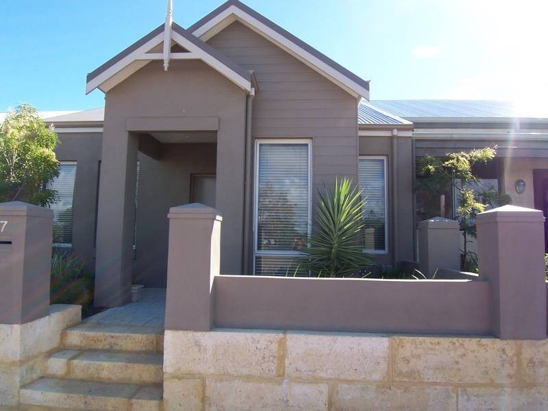 7 Wadhurst Rd, Butler WA 6036