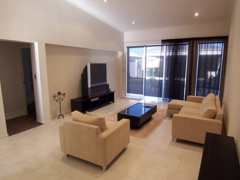 7 Wadhurst Rd, Butler WA 6036