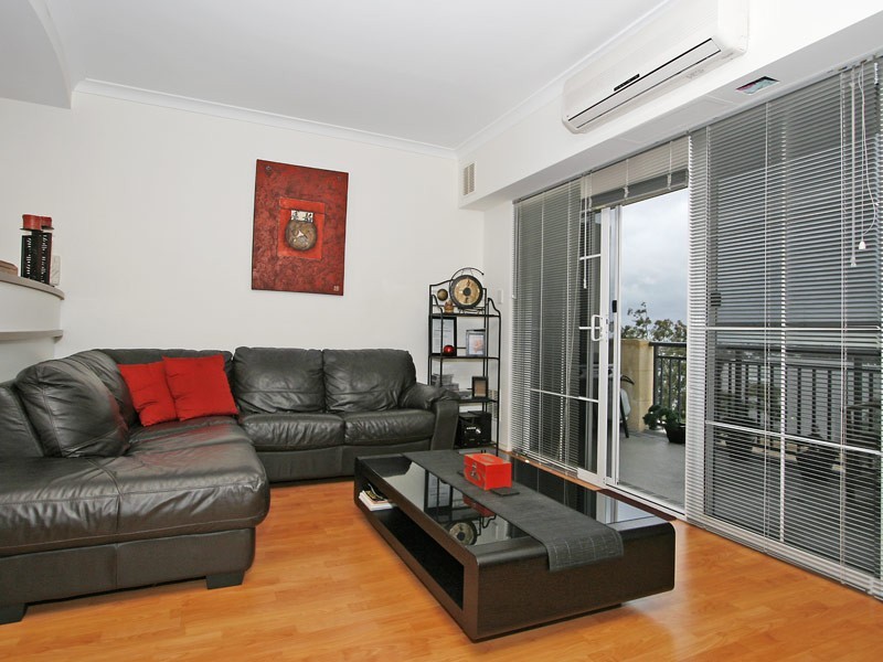 45/165 Grand Boulevard, Joondalup WA 6027