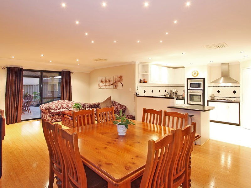 2 Writtle Street, Butler WA 6036