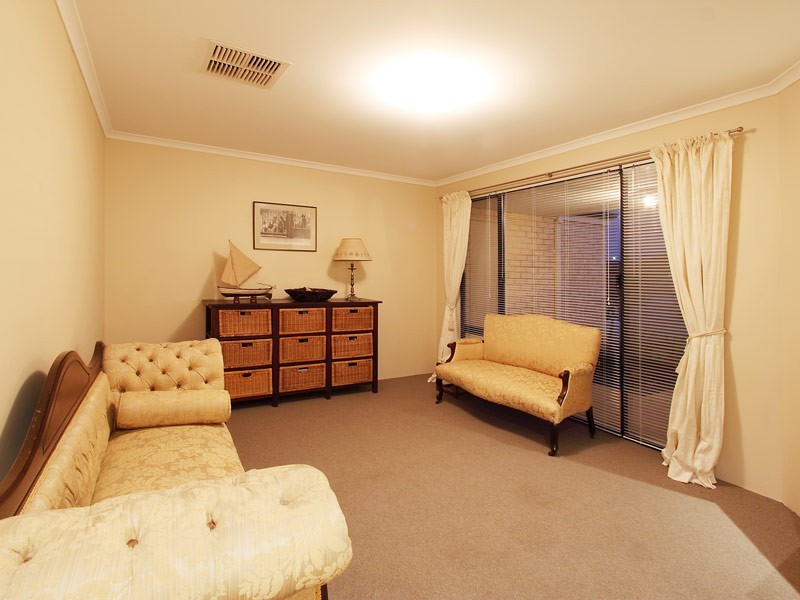 33 Bodorgan Avenue, Butler WA 6036