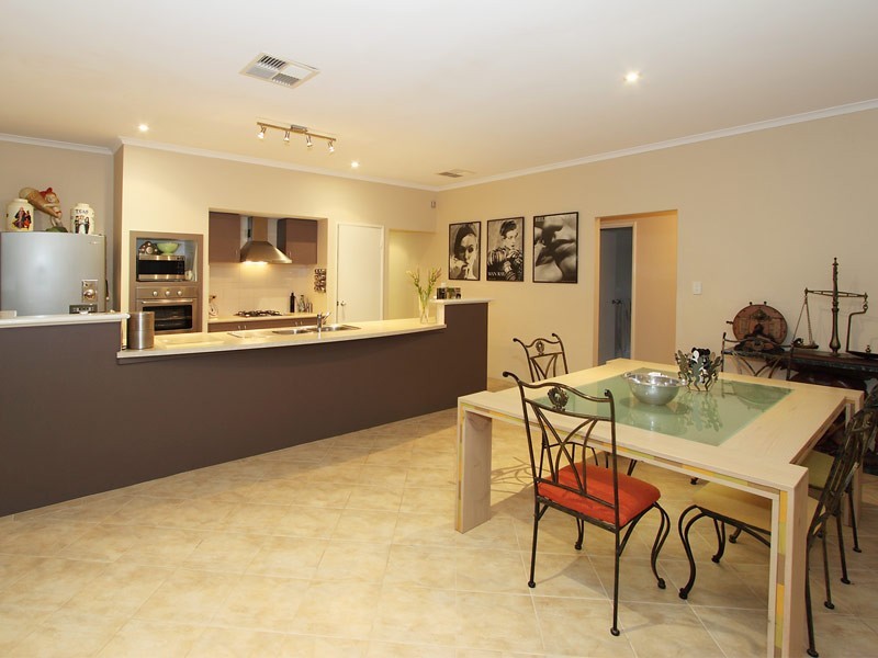 33 Bodorgan Avenue, Butler WA 6036