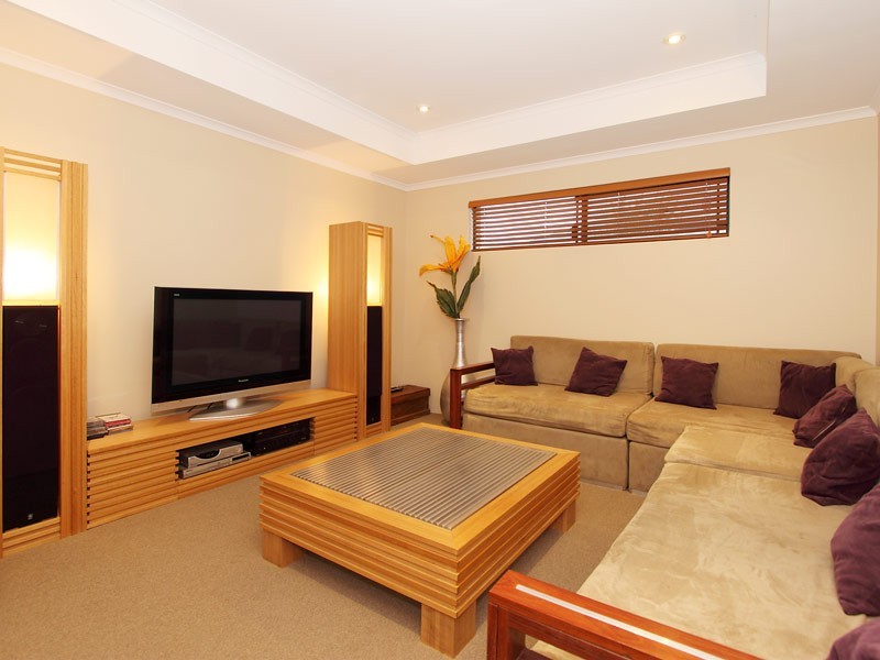 33 Bodorgan Avenue, Butler WA 6036