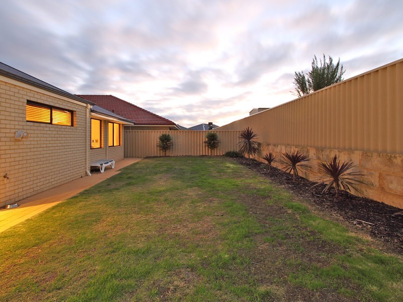 33 Bodorgan Avenue, Butler WA 6036