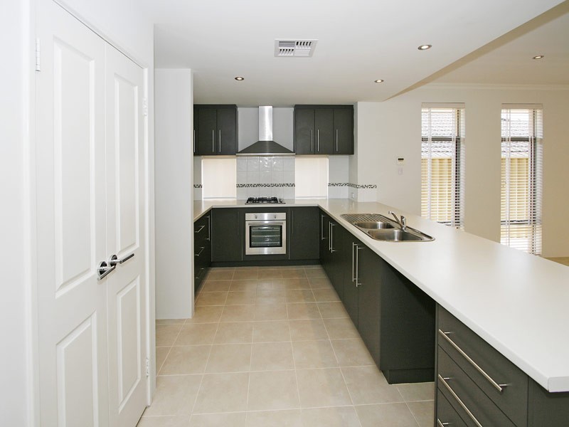 120 Ridgewood Boulevard, Ridgewood WA 6030