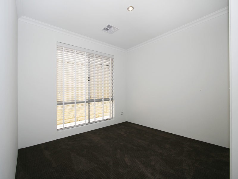 120 Ridgewood Boulevard, Ridgewood WA 6030