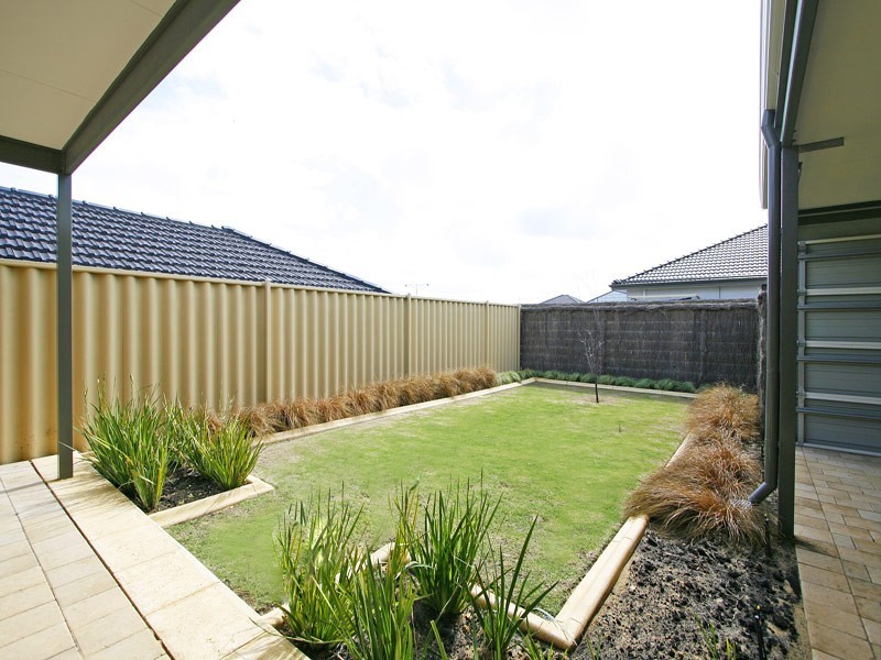 120 Ridgewood Boulevard, Ridgewood WA 6030