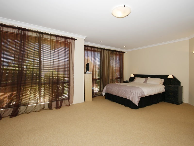 7 Durley Way, Butler WA 6036