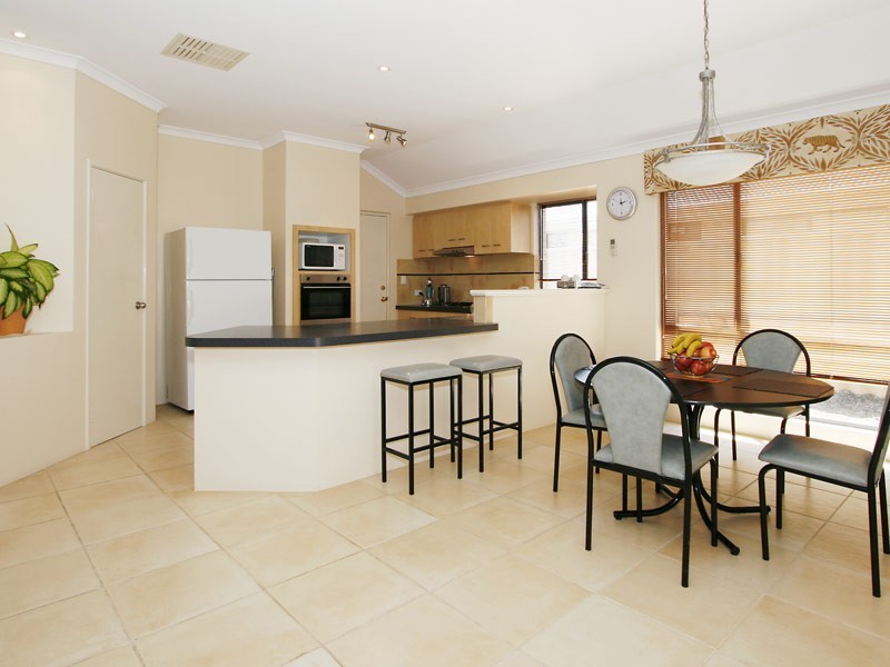 7 Durley Way, Butler WA 6036