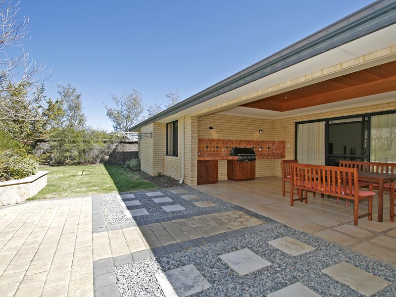 7 Durley Way, Butler WA 6036