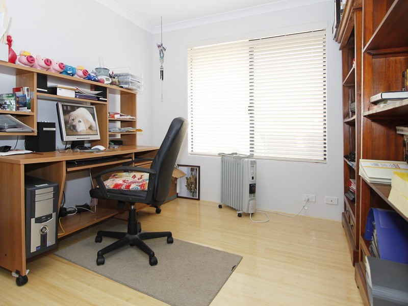 16 Ferryside Road, Butler WA 6036