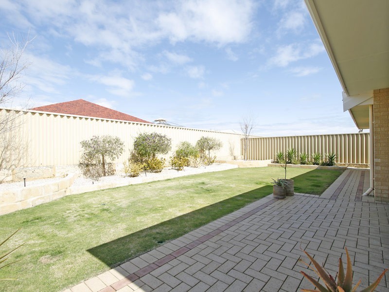 28 Benenden Avenue, Butler WA 6036