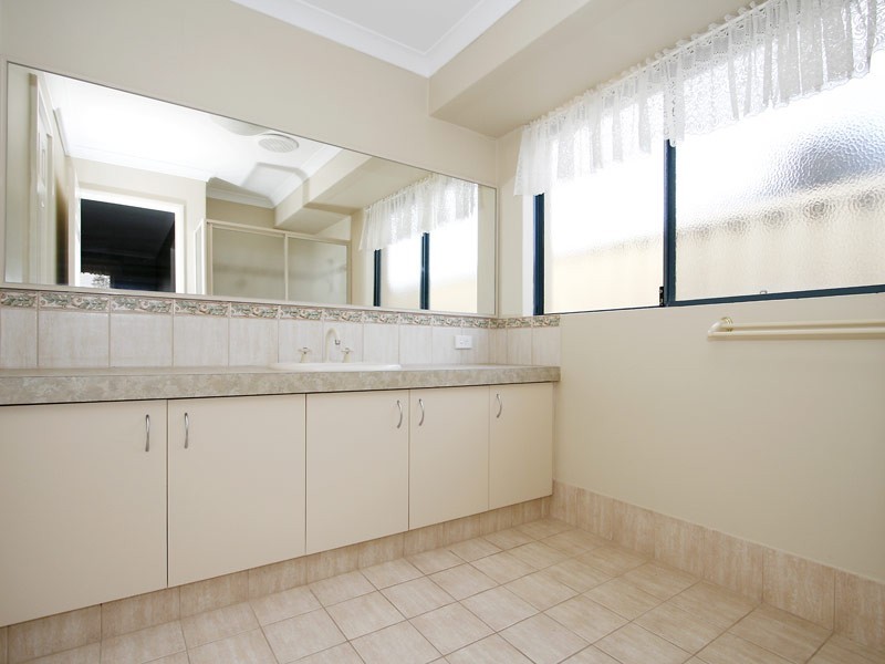 52 Camborne Parkway, Butler WA 6036