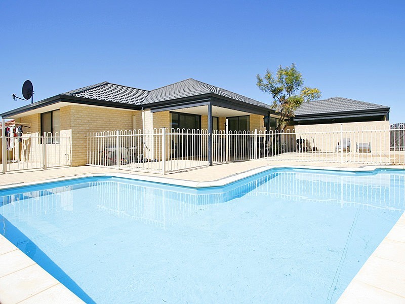 11 Wiltshire Entrance, Butler WA 6036