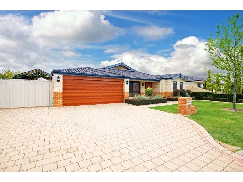 25 Minjah Court, Carramar WA 6031